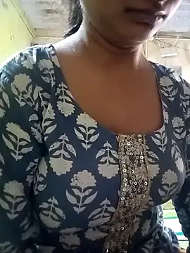 Snapshot of Piya_Ji chatting on September 13, 10:01 am Piya Ji online show from September 13, 10:01 am