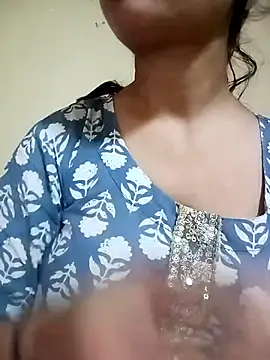 Snapshot of Piya_Ji chatting on October 9, 11:47 am Piya Ji online show from October 9, 11:47 am