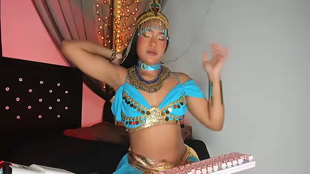 bronwgirl69 online show from October 24, 2:07 am