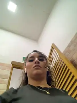 mamifresita online show from December 18, 11:09 pm