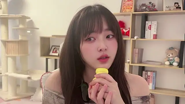 Chenjing0 online show from March 21, 12:54 pm