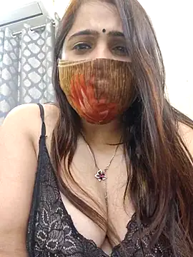 shreya1765 online show from November 15, 11:55 am