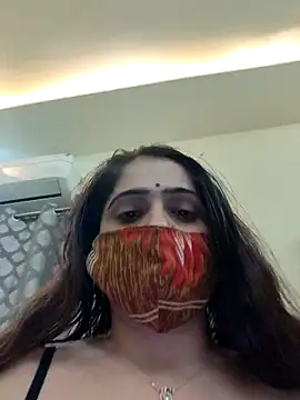 shreya1765 online show from February 12, 2:52 pm