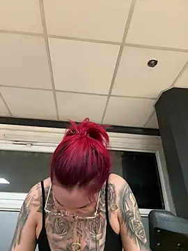 Mia-Fuchs online show from February 7, 9:18 pm