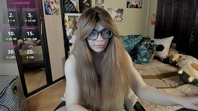 alexiamaleax online show from April 12, 2:03 am