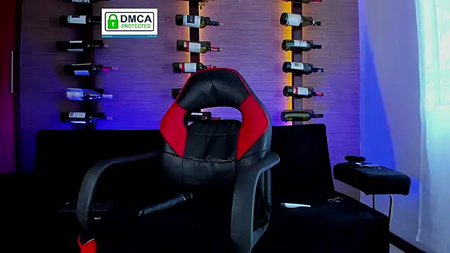 LiaOwen  online show from October 11, 5:15 pm