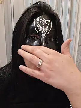 Napoletana89- online show from February 16, 2:17 pm