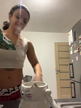 NNNoire online show from December 3, 5:26 pm