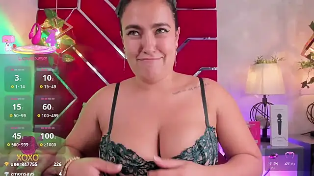 VeronicaOlson  online show from November 29, 8:40 am