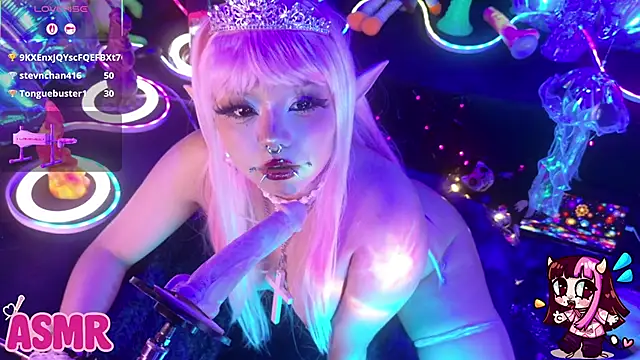 LaytonBox online show from March 4, 3:29 pm