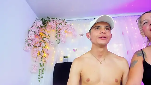 Bonny and carrot online show from January 10, 8:02 pm