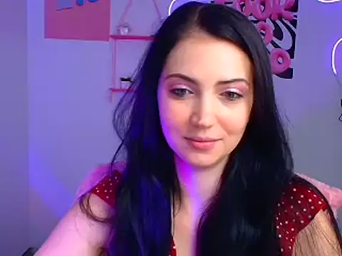 Snapshot of Amalia_amor chatting on October 10, 12:21 pm Amalia amor online show from October 10, 12:21 pm