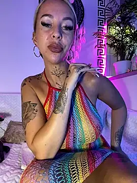 CheekyChels online show from October 2, 4:12 pm