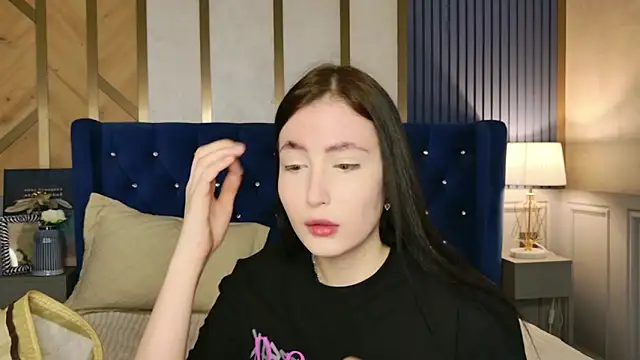 EmmaLawrens online show from February 17, 8:52 pm