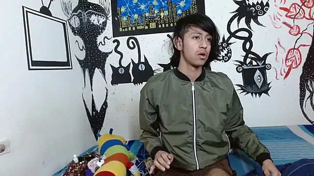 Naicollsxxx online show from October 14, 10:07 am