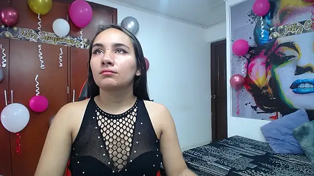 Maylin horny19 online show from February 1, 7:34 pm