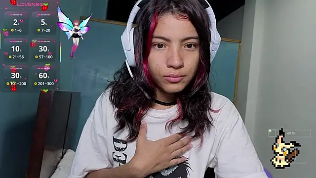 Lovelyamyy online show from September 18, 3:32 pm