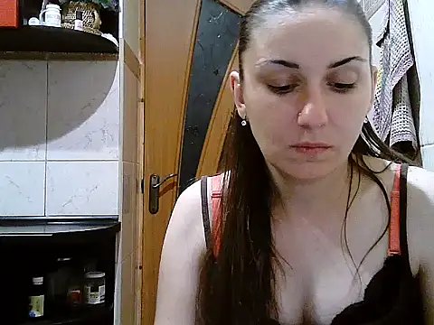 Snapshot of Yuliia30 chatting on October 2, 4:45 pm Yuliia30 online show from October 2, 4:45 pm