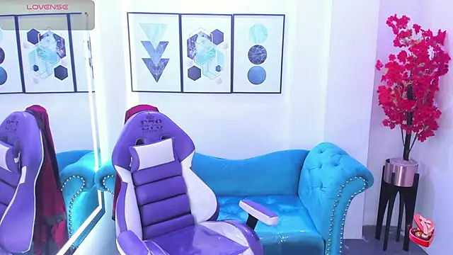 Akaza Hakuji  online show from February 9, 12:07 pm