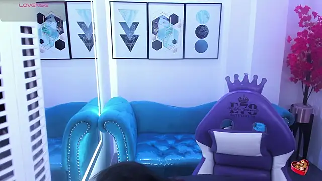 Akaza Hakuji  online show from February 6, 12:41 pm