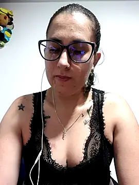 VIANKA 0917 online show from October 17, 4:05 am