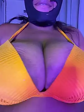 Angelique bloum online show from March 8, 10:13 pm