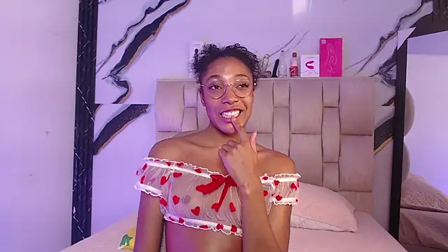 esmeralda-bk online show from May 28, 1:58 am