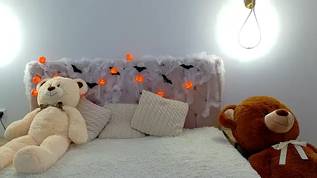 Lilliana Moon online show from October 25, 9:06 am