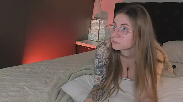 Bella Alita online show from March 8, 2:04 am