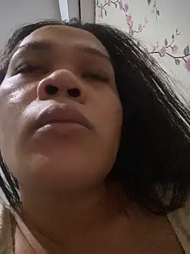 SophiaCourthaway online show from January 14, 6:02 pm