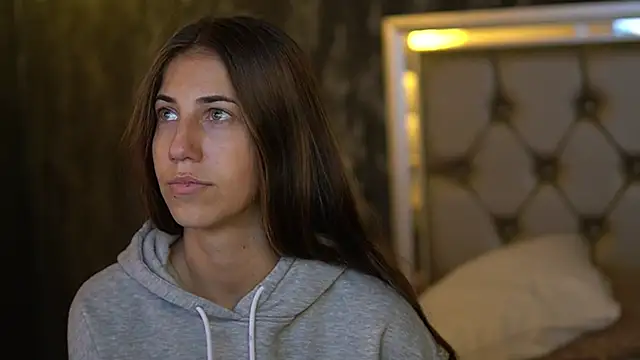 KeylaBlair online show from September 28, 6:35 pm