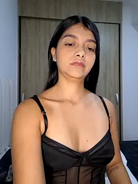 IslaBlaze online show from October 29, 5:15 pm