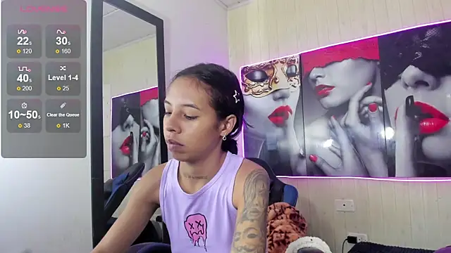 Miss sparkle00 online show from February 13, 7:48 pm