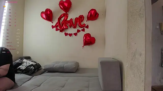 Browni Kiss online show from March 8, 8:18 am