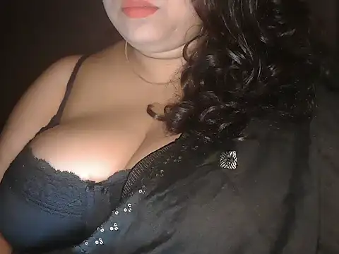 Snapshot of kissingcurvy chatting on September 25, 6:28 pm kissingcurvy online show from September 25, 6:28 pm