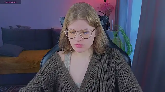  JessieVibes online show from March 31, 2:17 pm