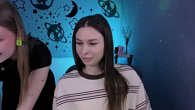 flora ri online show from April 15, 9:32 am