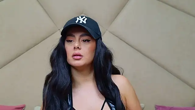 ChloeFrost online show from November 5, 6:18 am