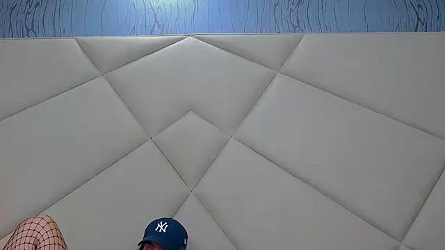 Snapshot of ChloeFrost chatting on September 13, 5:48 am ChloeFrost online show from September 13, 5:48 am