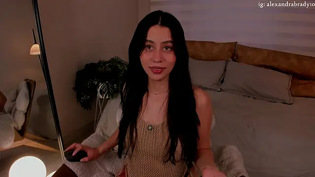 Snapshot of hannah_brady chatting on October 14, 9:39 pm hannah brady online show from October 14, 9:39 pm