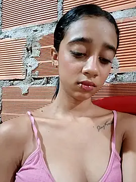 Snapshot of Zoe_Sweett18 chatting on October 14, 6:32 pm Zoe Sweett18 online show from October 14, 6:32 pm