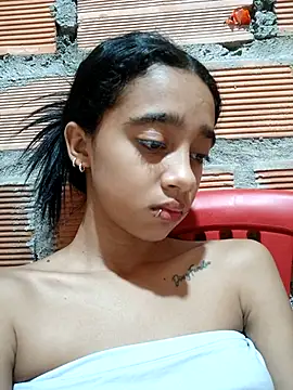 Snapshot of Zoe_Sweett18 chatting on September 10, 12:38 pm Zoe Sweett18 online show from September 10, 12:38 pm