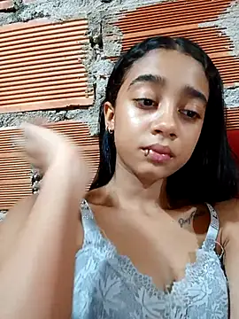 Snapshot of Zoe_Sweett18 chatting on October 15, 6:43 pm Zoe Sweett18 online show from October 15, 6:43 pm