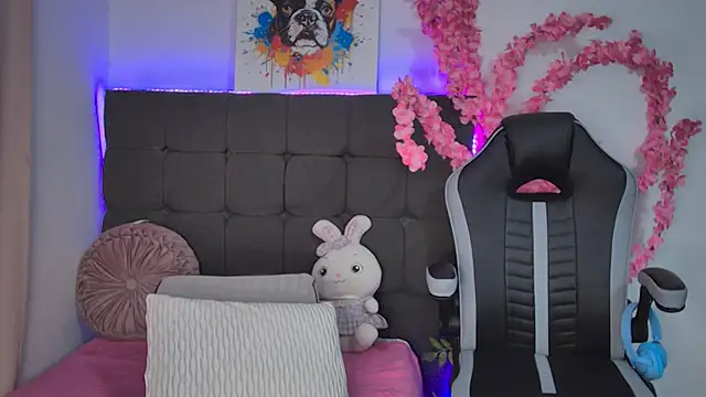 AmandaBrooks 18 online show from September 26, 1:47 am