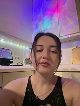Viki8989sweet online show from June 29, 7:13 pm