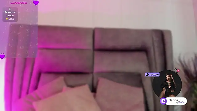 DannaJhonson1 online show from March 16, 7:29 pm