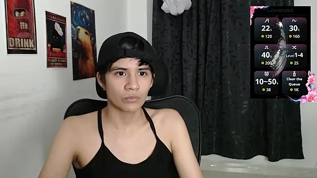 Snapshot of Dha_lia0 chatting on October 11, 1:21 am Dha lia0 online show from October 11, 1:21 am