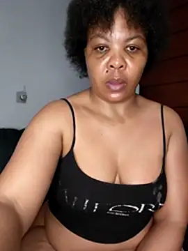 Fattypussyxx online show from July 18, 2:15 am