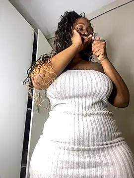 Snapshot of Spicey-CheekssX chatting on September 16, 4:26 pm Spicey-CheekssX online show from September 16, 4:26 pm