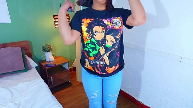 tinyy whore18 online show from April 7, 4:42 pm